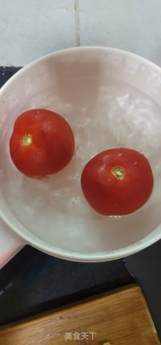 牛肉片烧番茄的做法步骤：3