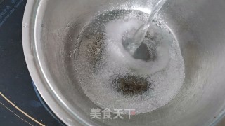 焦糖布丁（免烤箱）的做法步骤：2