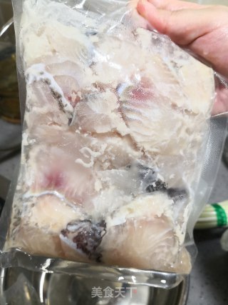 酸菜鱼的做法步骤：3