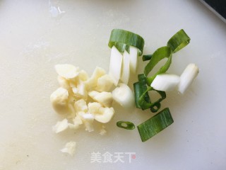 砂锅红烧肉炖豆腐的做法步骤：1