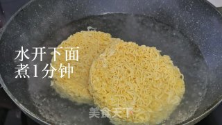 方便的炒方便面的做法步骤：2