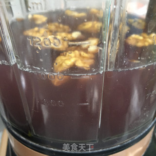 黑豆核桃豆浆的做法步骤：3