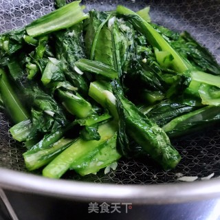 核桃油炒油麦菜的做法步骤：7