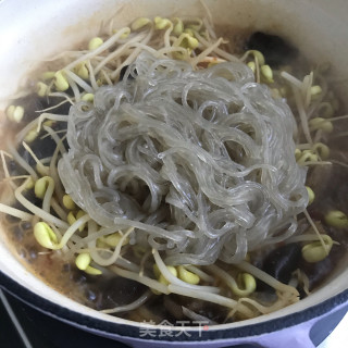 黄豆芽炖粉条的做法步骤：9