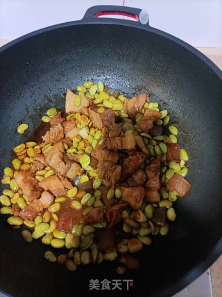 毛豆烧五花肉的做法步骤：7