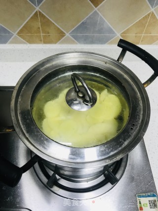 土豆芝士虾球的做法步骤：3
