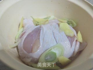 空气炸锅大鸡腿的做法步骤：1