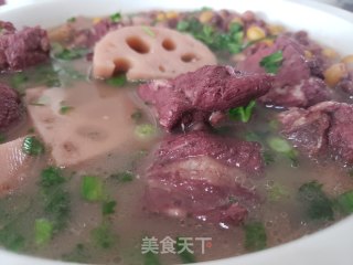 莲藕红豆排骨汤的做法步骤：12