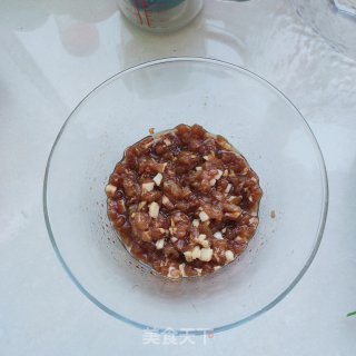 莲藕韭菜猪肉水饺的做法步骤：3