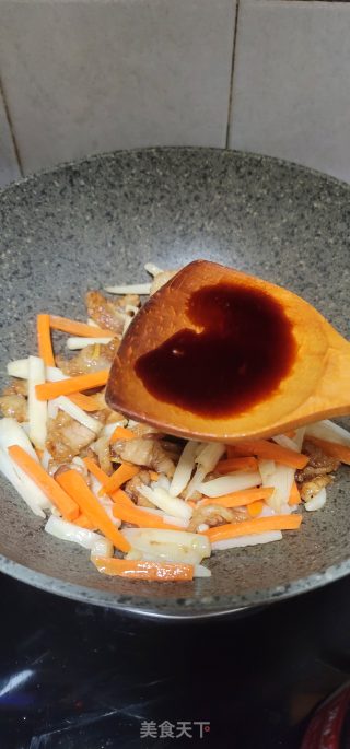 肉片炒藕条的做法步骤：8