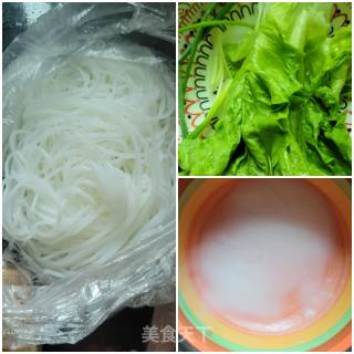 猪油生菜珍珠米粉的做法步骤：1