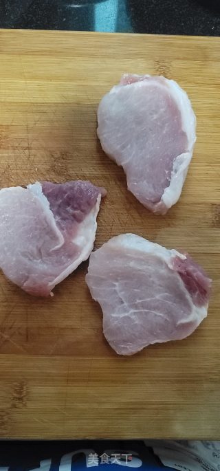 香脆炸猪排的做法步骤：1
