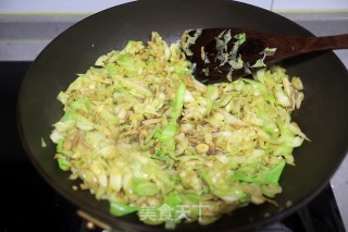 圆白菜炒菌菇的做法步骤：6