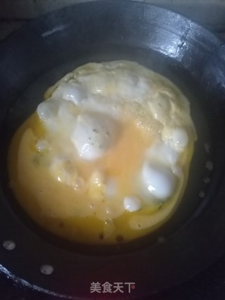 菜瓜拌鸡蛋丝花生米的做法步骤：6