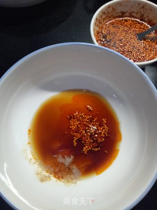 酸辣土豆粉的做法步骤：2
