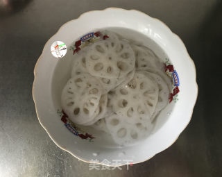 凉拌麻辣藕片的做法步骤：7