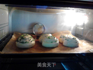 味噌葱花面包的做法步骤：21