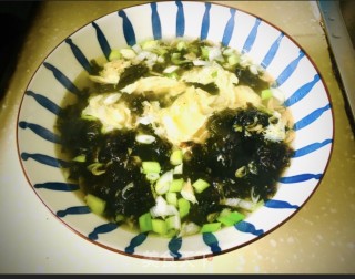 紫菜鸡蛋汤的做法步骤：6