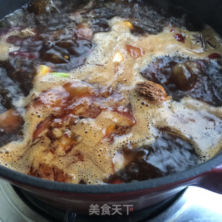 香辣排骨炖毛芋头的做法步骤：9