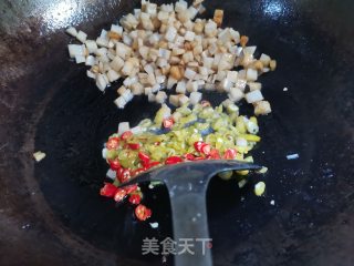 酸辣藕丁的做法步骤：5