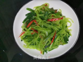 韭菜炒莴笋丝的做法步骤：8