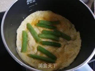 豆角煎蛋三明治的做法步骤：5