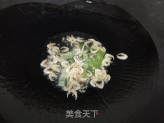 红薯粉丝炒娃娃菜的做法步骤：4