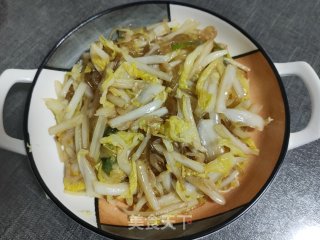 红薯粉丝炒娃娃菜的做法步骤：11