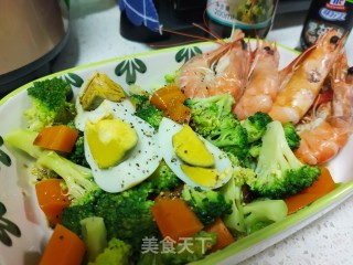 鲜虾西蓝花沙拉的做法步骤：10