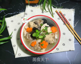 莲藕排骨汤的做法步骤：9