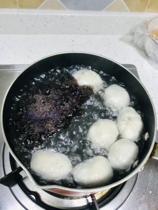 紫菜肉丸青菜汤的做法步骤：4
