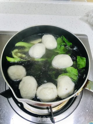 紫菜肉丸青菜汤的做法步骤：6