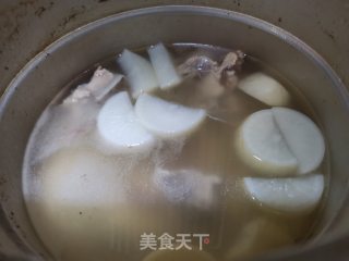 龙骨炖白萝卜的做法步骤：4