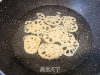木耳黄瓜拌莲藕的做法步骤：3