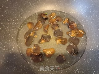 木耳黄瓜拌莲藕的做法步骤：6