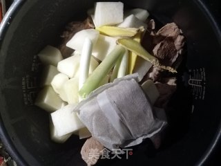 萝卜炖羊肉的做法步骤：6