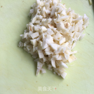 蒜蓉粉丝蒸金针菇的做法步骤：3