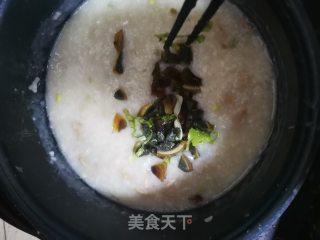 皮蛋瘦肉粥的做法步骤：7