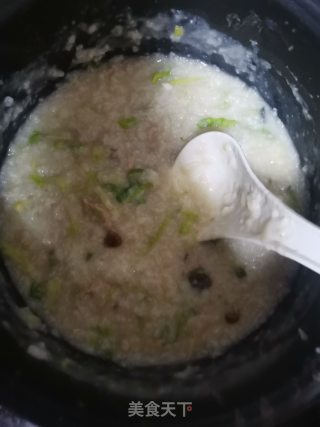 皮蛋瘦肉粥的做法步骤：9