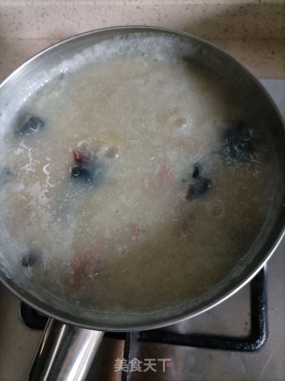 皮蛋瘦肉粥的做法步骤：7