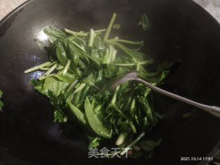 清炒油菜的做法步骤：4