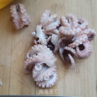 鸡爪章鱼炒毛豆的做法步骤：12