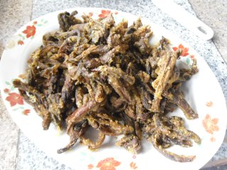 辣酱茄子干的做法步骤：7