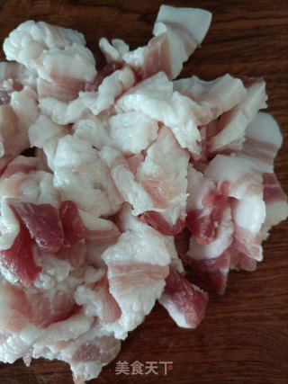 煎五花肉的做法步骤：2