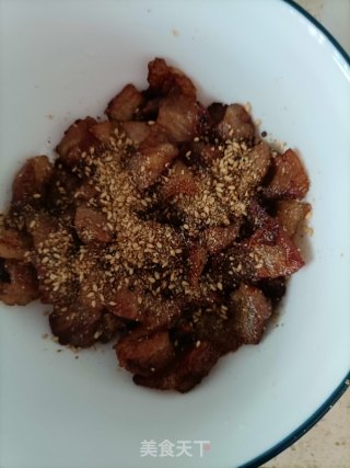 煎五花肉的做法步骤：7