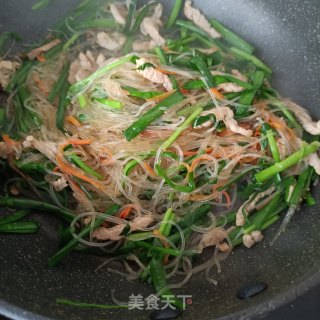 韭菜炒粉丝的做法步骤：19
