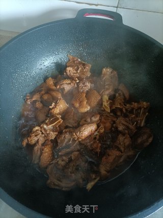 红烧鹅肉的做法步骤：10