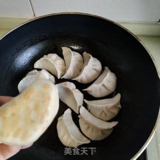 煎饺的做法步骤：9