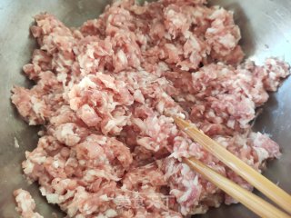 猪肉莲藕丸子的做法步骤：6