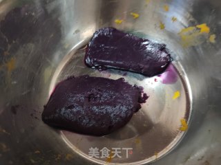 双色花卷的做法步骤：5
